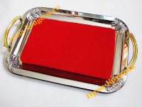 Поднос серебряный прямоугольный с золотыми ручками 30х19х3 см с красной  бархатной подушкой  
