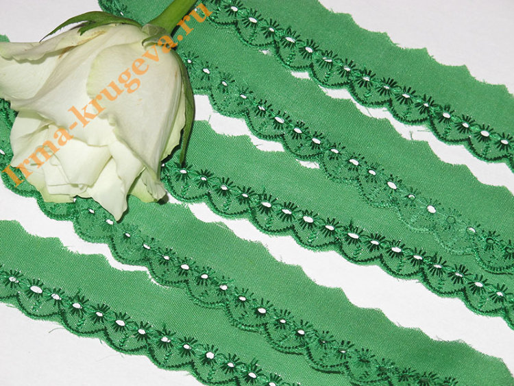 Кружево шитьё хлопковое шир.2,5см зеленое (13,5 м) "зубчики"   