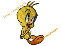 Термоаппликация "Жёлтый скромный цыплёнок Твити" 4х6см